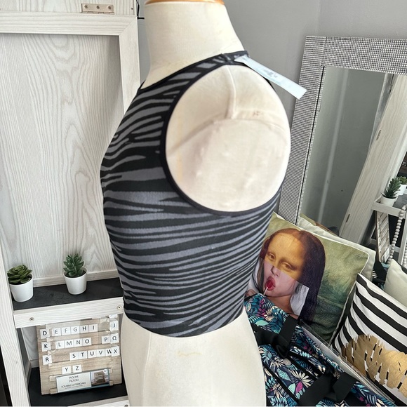 Primark | zebra stripe tank size small - Picture 2 of 4
